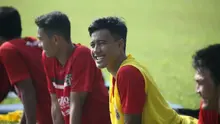 Andhika Wijaya diplot menggantikan Ricky Fajrin pada laga Bali United kontra Persipura. (Bola.com/Muhammad Qomarudin)
