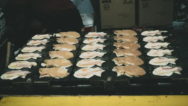 Pedagang Minta Maaf Kurangi Isi Kue karena Harga Bahan Naik