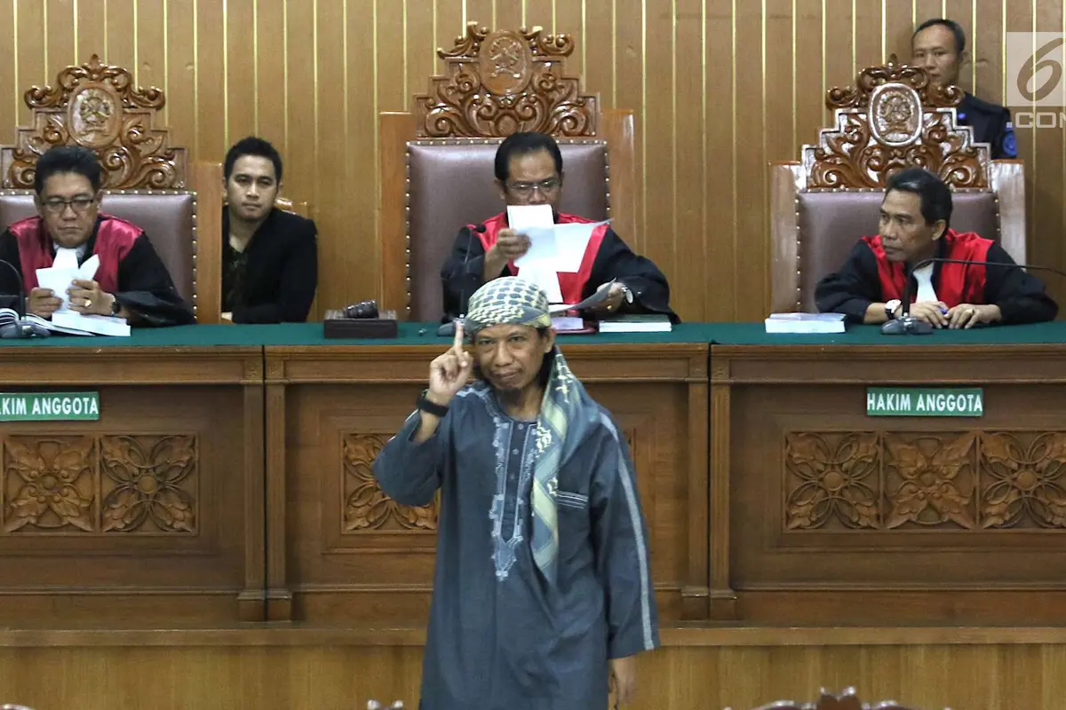 Aman Abdurrahman Jalani Sidang Pledoi