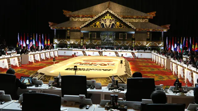 Menteri Keuangan Sri Mulyani Resmi Buka AFMGM 2023 di Bali