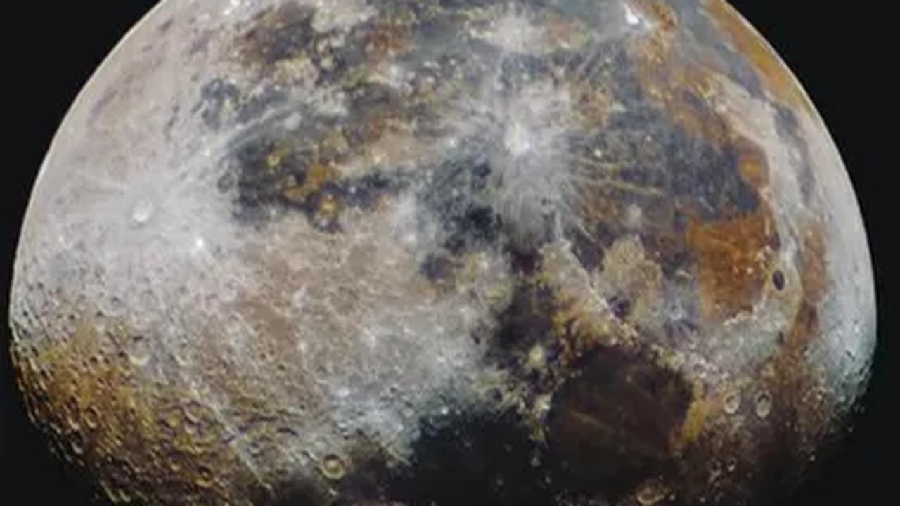 Namun, pada tahun 1980-an serangkaian observatorium yang mengorbit menunjukan bahwa ruang angkasa tidak memiliki lengkungan sama sekali.