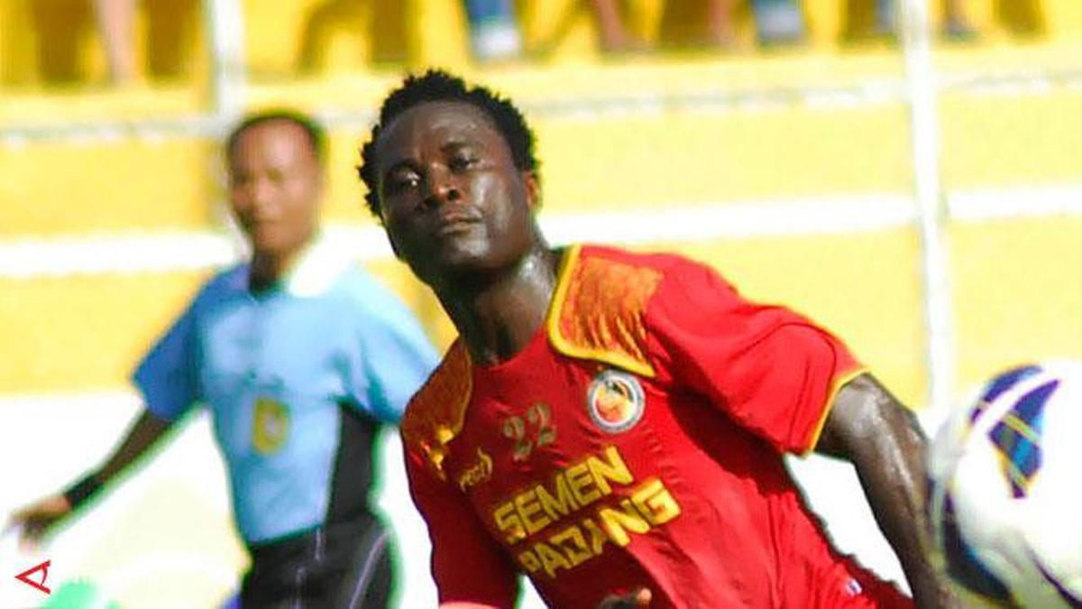 Suka Duka Edward Wilson Junior yang Pernah Berjaya di Liga Indonesia Bersama Semen Padang