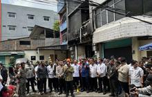 Diperintah Presiden Prabowo, Mendagri Tito Cek Lokasi Kebakaran Gedung Terra Drone