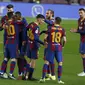 Penyerang Barcelona, Ousmane Dembele (ketiga kiri) berselebrasi usai mencetak gol ke gawang Sevilla pada pertandingan leg kedua babak semifinal Copa del Rey di stadion Camp Nou, Spanyol, Kamis (4/3/2021). Sebelumnya, Barcelona kalah dengan skor 0-2 pada leg pertama. (AP Photo/Joan Monfort)