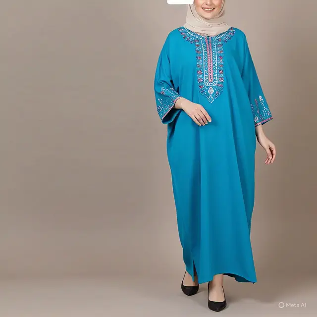 Kaftan Modern dengan Detail Bordir