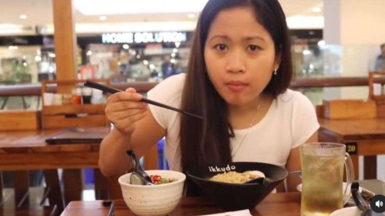 Merintis Jadi Food Vlogger