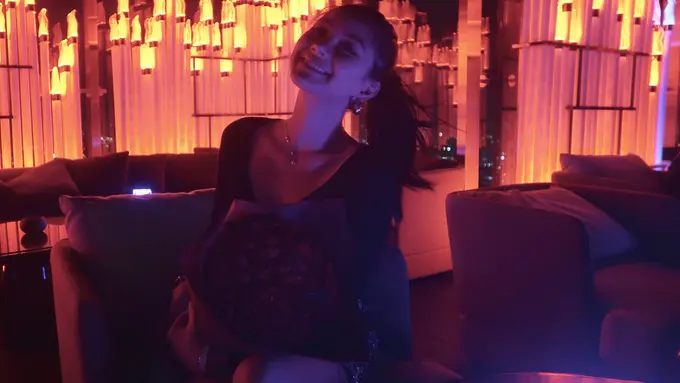 [Bintang] Genap Berusia 20 Tahun, Intip Dandanan Alyssa Daguise yang Dewasa Melebihi Umurnya