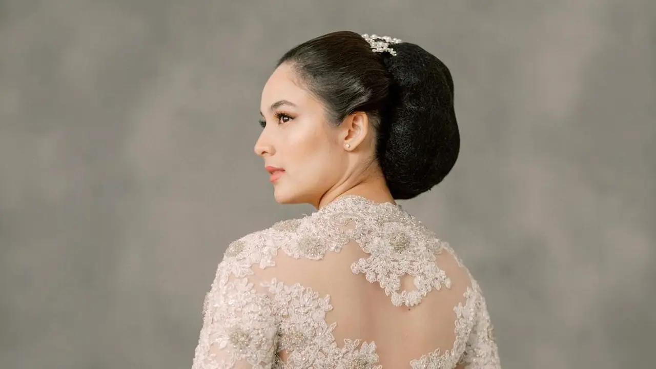 Chelsea Islan kenakan kebaya (Instagram/chelseaislan)