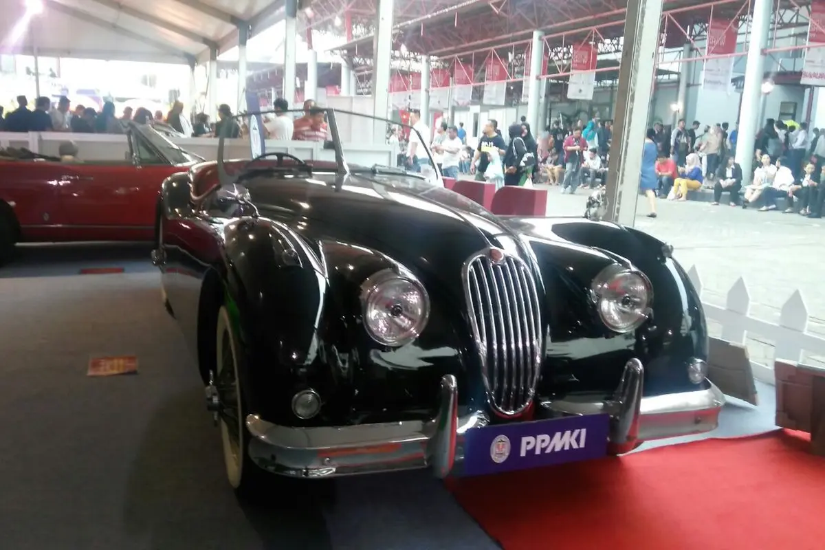 Deretan Mobil Klasik Sita Pengunjung di IIMS 2018 (Arief A/Liputan6.com)