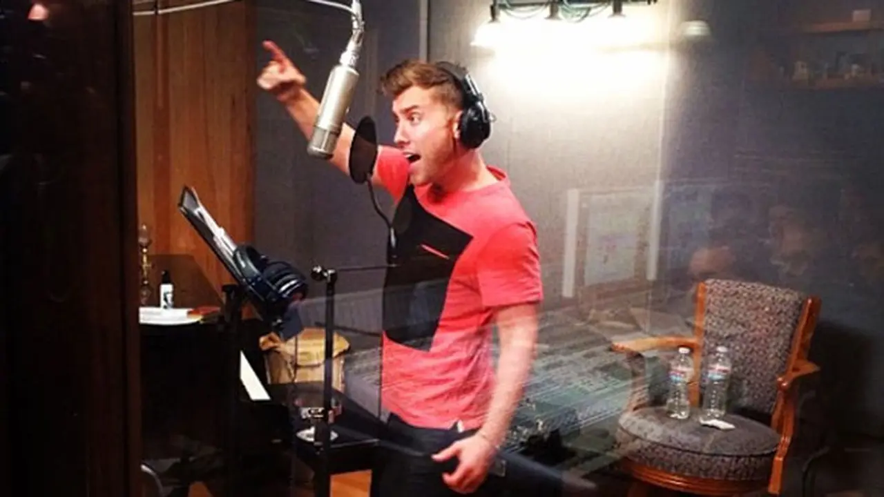 lance-bass-140122b.jpg