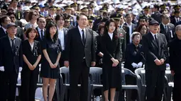 Bagi orang Korea, peringatan ini sangat penting. Karena itu hari ini ditetapkan sebagai hari libur umum bagi seluruh warga Korea Selatan. (KIM HONG-JI/POOL/AFP)