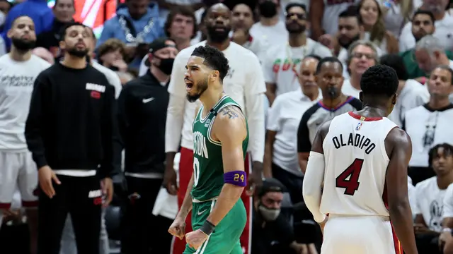 Selebrasi pemain Celtics usai lolos ke final NBA 2022