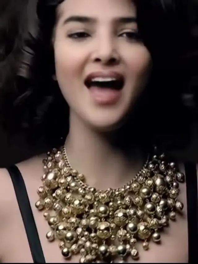 Potret 6 Editan Gabungan Wajah Selena Gomez dan Ashanty. (Sumber: Instagram/ashanty_ash)