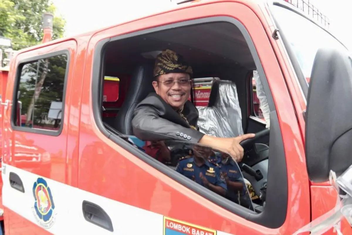 Bupati Lombok Barat Lalu Ahmad Zaini