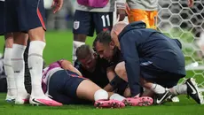 Jordan Henderson Cedera Parah saat Rayakan Kemenangan Inggris Atas Meksiko