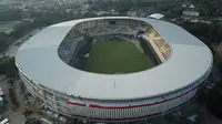 Stadion Manahan Solo setelah dibangun kembali, dalam proses penyelesaian. (Dok Kementerian PUPR)