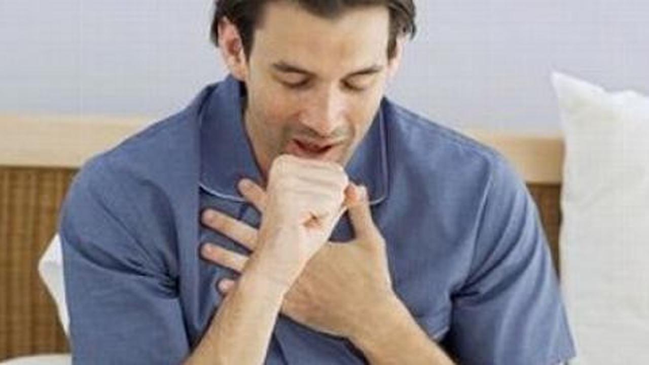 Batuk tak sembuh-sembuh adalah gejala kanker paru-paru?