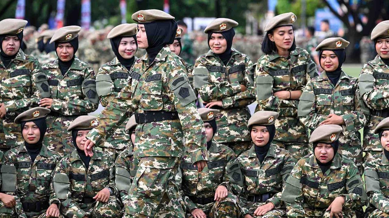 FOTO: Lulus Pendidikan Militer, Komcad TNI Siap Bela Negara dari Garis Sipil