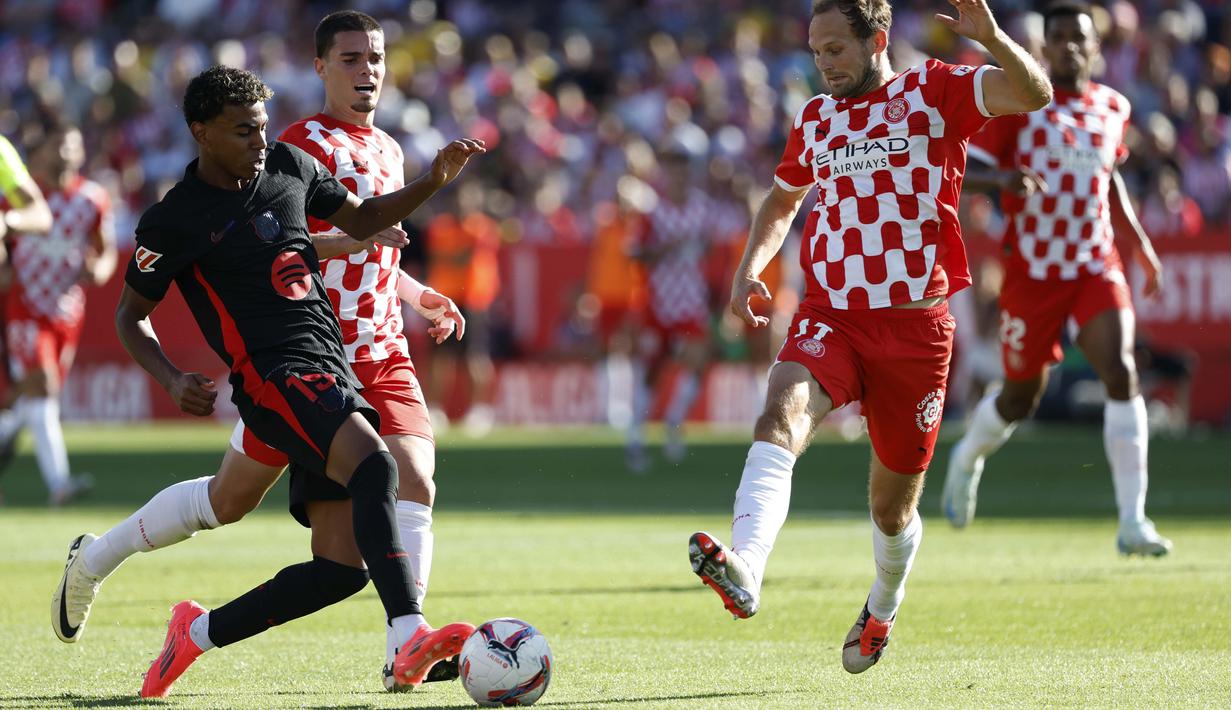 Berkat hasil ini, Barca semakin kokoh bertengger di puncak klasemen dengan poin 15 dari lima laga. Di sisi lain, Girona kini menduduki peringkat tujuh dengan poin tujuh. (AP Photo/Joan Monfort)