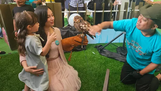 Asmirandah dan Chloe