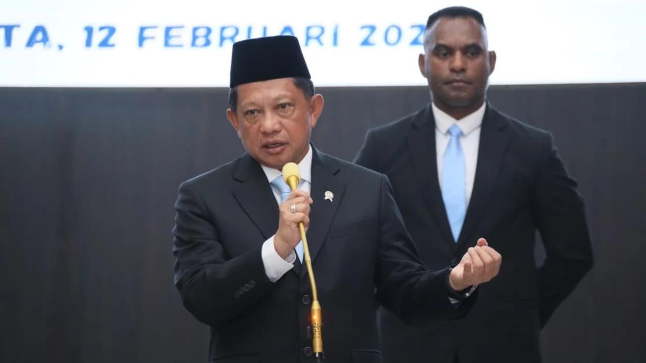 Mendagri Tito Desak Mensos Segera Salurkan Bantuan Korban Bencana Sumatra, Rp3 Juta dan Rp5 Juta
