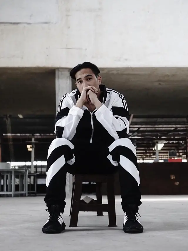 Adrian Khalif