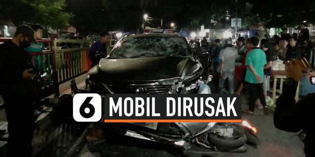 VIDEO: Tabrak Bajaj dan Motor Mobil Dirusak Massa