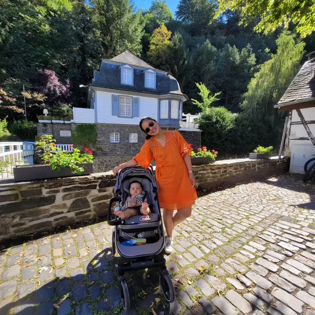 Potret gemas Baby Nova saat diajak jalan-jalan (Instagram/graciaz14)