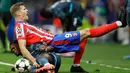 Atletico Madrid berusaha bangkit dan menguasai jalannya pertandingan. (OSCAR DEL POZO/AFP)