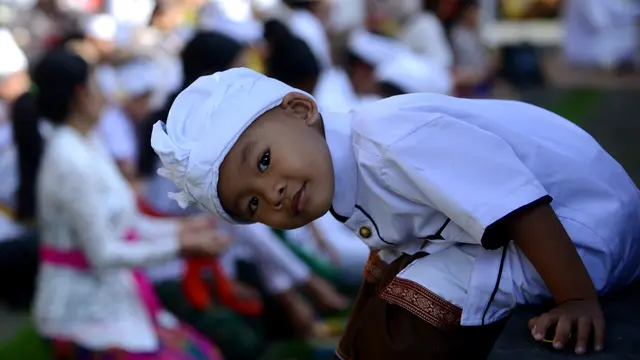 Umat Hindu Bali Rayakan Hari Suci Galungan