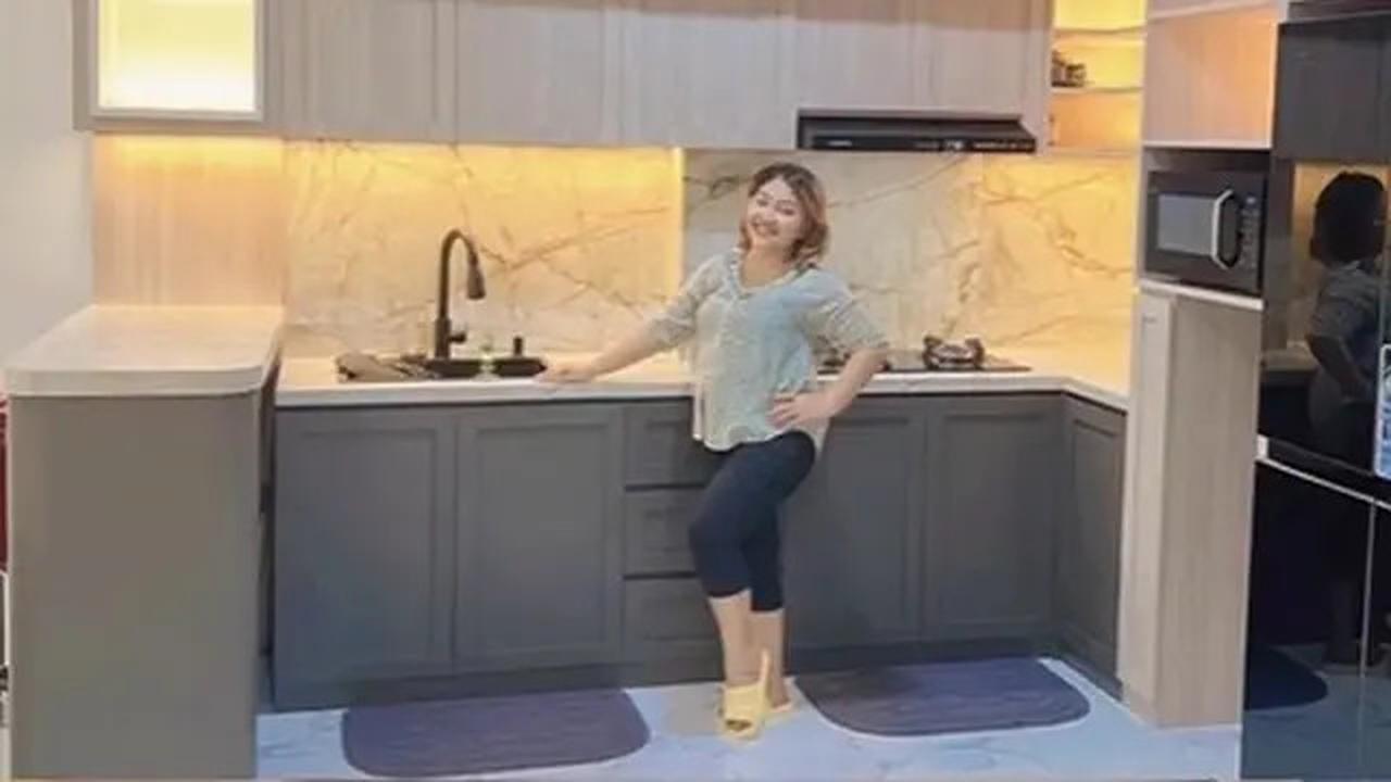 Hasil Kerja Keras, Ini Potret Dapur Rumah Mpok Alpa Mewah dan Elegan Bikin Nyaman
