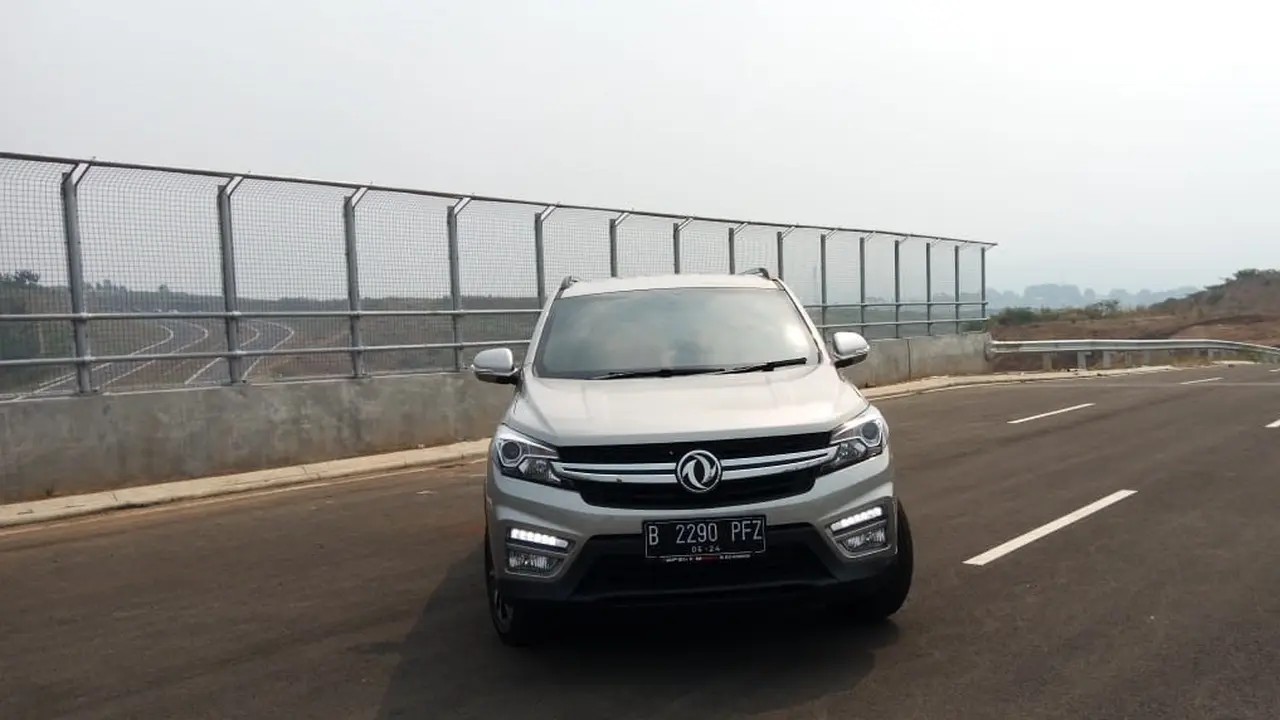 DFSK Glory 560 L-Type 1.5 T CVT