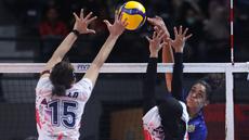 Kemenangan perdana Jakarta Electric PLN di Proliga 2026 tak lepas dari duet pemain asing mereka, Neriman Ozsoy dan Celeste Plak. (Dok. PBVSI)