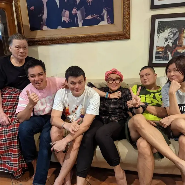6 Potret Kakak Kandung Baim Wong yang Jarang Tersorot, Disebut Mirip Kiano