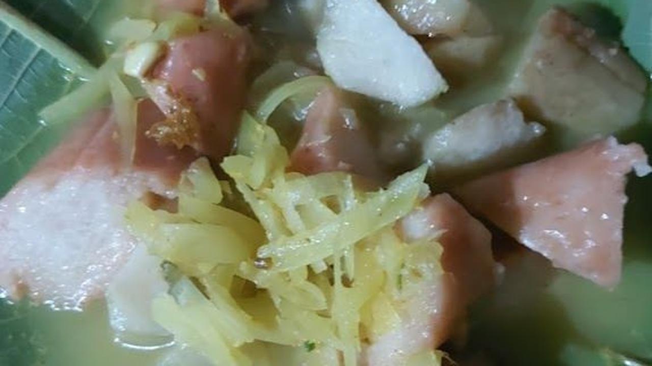 Mencicipi Lontong Sayur Harga Seribu Rupiah di Lamongan, Hanya Jualan Dua Hari dalam Sepekan