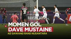 Cover video untuk momen gol Dave Mustaine saat PSS Sleman menahan imbang RANS Nusantara FC dengan skor 3-3 pada pekan kedua BRI Liga 1 2022/2023 di Stadion Pakansari pada Jumat (29/7/2022) malam hari WIB. (Foto: Bola.com/M. Iqbal Ichsan)