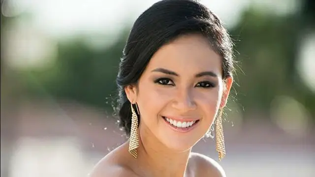 4 Daya Pikat Elvira Devinamira Putri Indonesia 2014