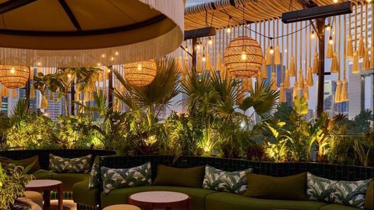 Desain Kafe Outdoor Mewah yang Tetap Santai