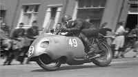 Tahukah Anda Pernah Ada Lomba Kelas 500cc dengan Jarak 485,76 km