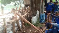 Tanggul Penyangga Kali Sekretaris Jebol