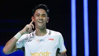 Tunggal putra Indonesia, Alwi Farhan, melakukan selebrasi setelah menaklukkan wakil Taiwan, Chi Yu Jen pada laga semifinal Indonesia Masters 2026 di Istora Senayan, Jakarta, Sabtu (24/1/2026). (Bola.com/M Iqbal Ichsan)