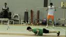 Tim ganda putra Indonesia, Kevin Sanjaya, saat latihan fisik di Pelatnas Bulutangkis, Cipayung, Jakarta, Senin (7/5/2018). Latihan tersebut untuk persiapan jelang Piala Thomas pada 20-27 Mei 2018 di Thailand. (Bola.com/M Iqbal Ichsan)