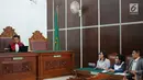 Sidang gugatan praperadilan yang dilayangkan Denny Andrian di PN Jakarta Selatan, Selasa (20/8/2019). Hakim tunggal Sudjarwanto menolak gugatan Denny kepada Polda Metro Jaya terkait tilang elektronik 'salah alamat' karena gugatannya tidak termasuk objek praperadilan. (Liputan6.com/Immanuel Antonius)