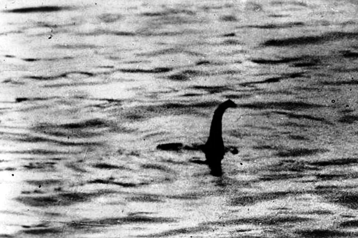 10 Kebohongan Besar yang Mengejutkan Dunia, Loch Ness