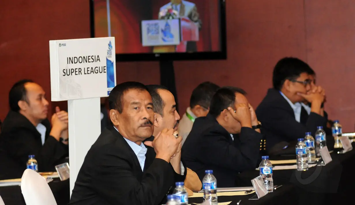 Manager Persib Bandung, Umuh Muchtar hadir dalam pembukaan Kongres Tahunan PSSI di Hotel Borobudur, Jakarta (4/1/2015). (Liputan6.com/Helmi Fithriansyah)
