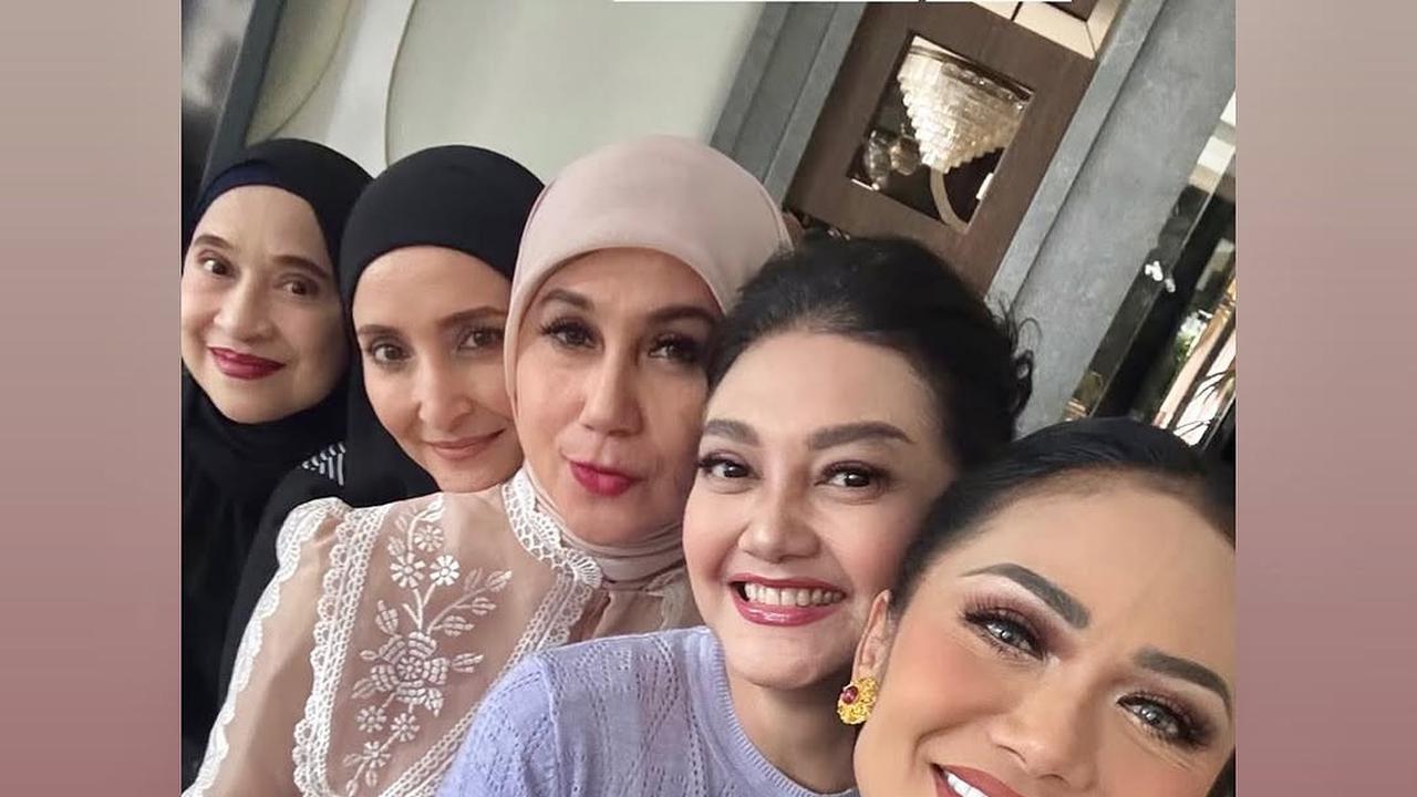 Potret Geng Artis Lawas Awet Muda, Bella Saphira Tampil Cantik Bareng Marini Zumarnis Hingga Kris Dayanti