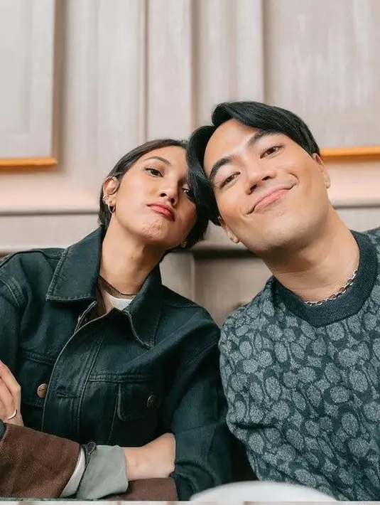 Kekompakan Vidi Aldiano dan Sheila Dara memang kerap jadi sorotan. Terlebih setelah keduanya menikah pada 15 Januari 2022 lalu. (Liputan6.com/IG/@vidialdiano).