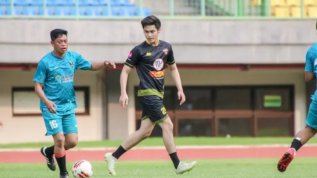 6 Potret Irzan Faiq, Aktor yang Dikabarkan Dekat dengan Prilly Latuconsina