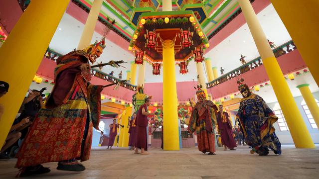 Kemeriahan Perayaan Waisak di Malaysia