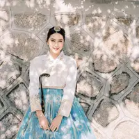 Pesona Cantiknya Seleb Indo Pakai Hanbok Korea  (Instagram/ nsyakieb85)